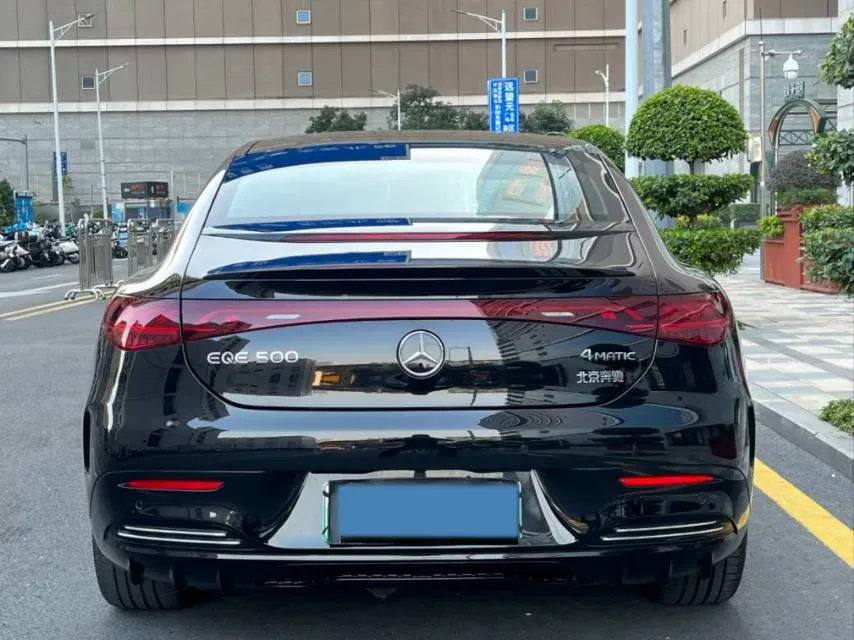 2025 Mercedes-Benz EQE Class BEV 96.1KWH,autocango,china used car exporter,china ev exporter,chinese used car exporter,chinese used ev exporter