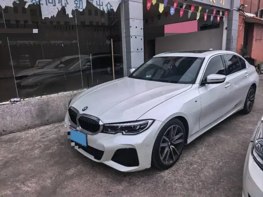 2022 BMW 3 Series 2.0T 156HP L4 8AT