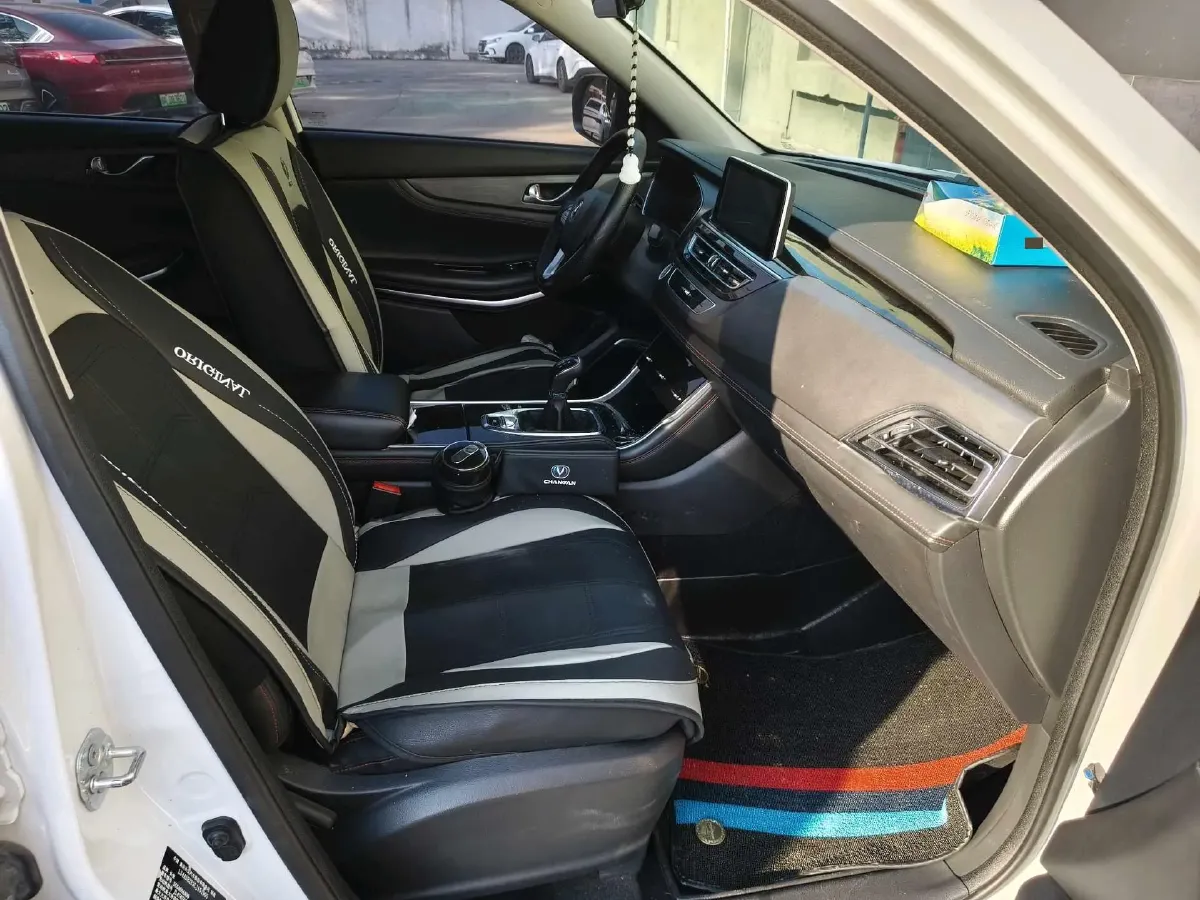 2020 ChangAn CS75 1.5T 178HP L4 6MT,autocango,china used car exporter,china ev exporter,chinese used car exporter,chinese used ev exporter