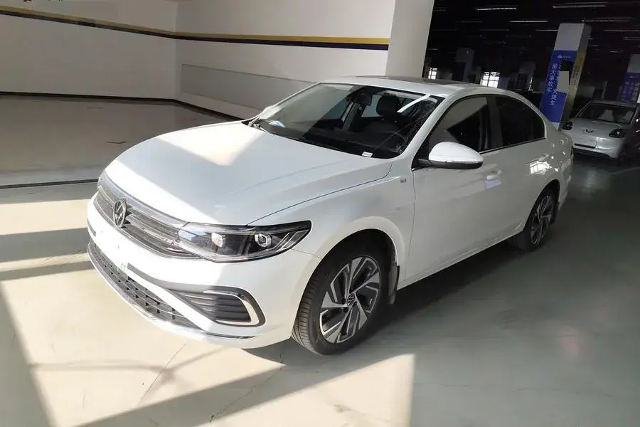 2025 Volkswagen Bora 1.2T 116HP L4 7DCT