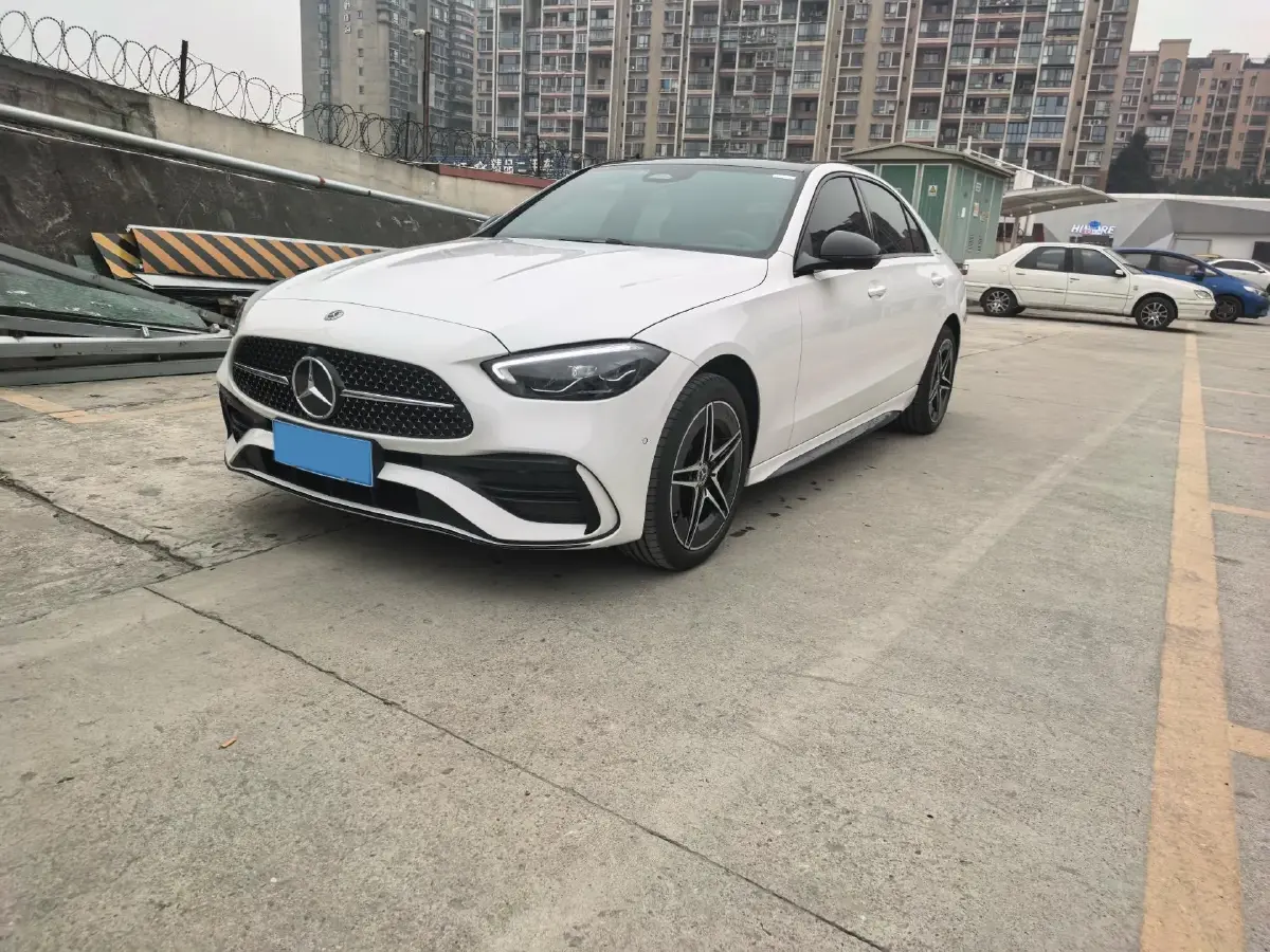 2025 Mercedes-Benz C Class 1.5T 204HP L4 9AT