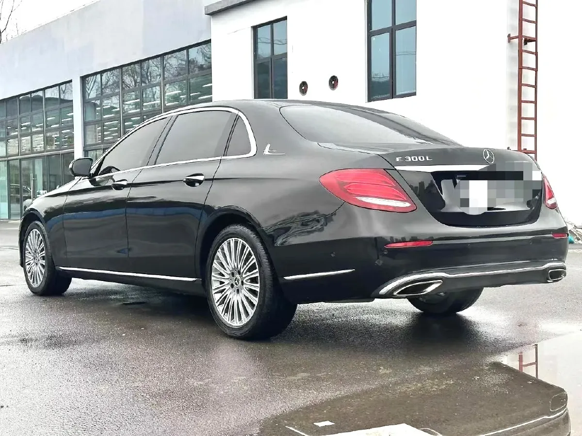 2020 Mercedes-Benz E Class 2.0T 258HP L4 9AT,autocango,china used car exporter,china ev exporter,chinese used car exporter,chinese used ev exporter