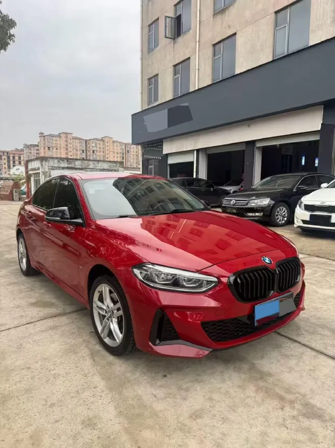 2021 BMW 1 Series 1.5T 140HP L3 7DCT,autocango,china used car exporter,china ev exporter,chinese used car exporter,chinese used ev exporter