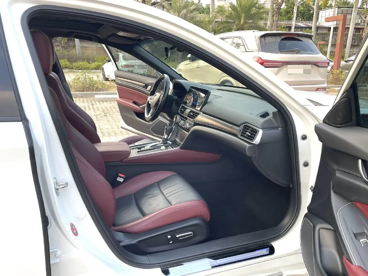 2022 Honda Inspire 1.5T 194HP L4 CVT,autocango,china used car exporter,china ev exporter,chinese used car exporter,chinese used ev exporter