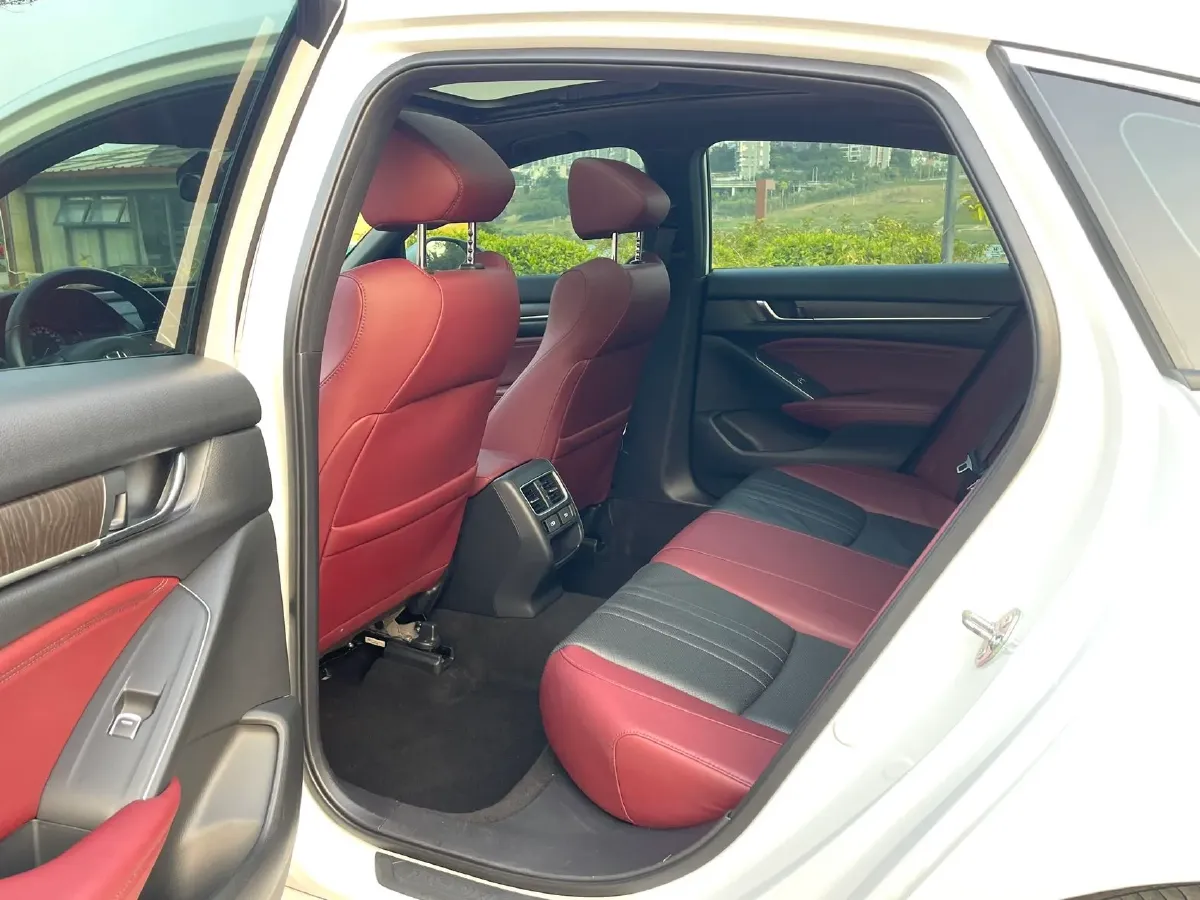 2022 Honda Inspire 1.5T 194HP L4 CVT,autocango,china used car exporter,china ev exporter,chinese used car exporter,chinese used ev exporter