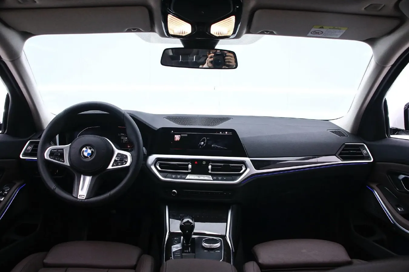 2020 BMW 3 Series 2.0T 184HP L4 8AT,autocango,china used car exporter,china ev exporter,chinese used car exporter,chinese used ev exporter