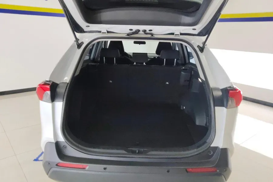 2023 Toyota RAV4 2.0L 171HP L4 CVT,autocango,china used car exporter,china ev exporter,chinese used car exporter,chinese used ev exporter