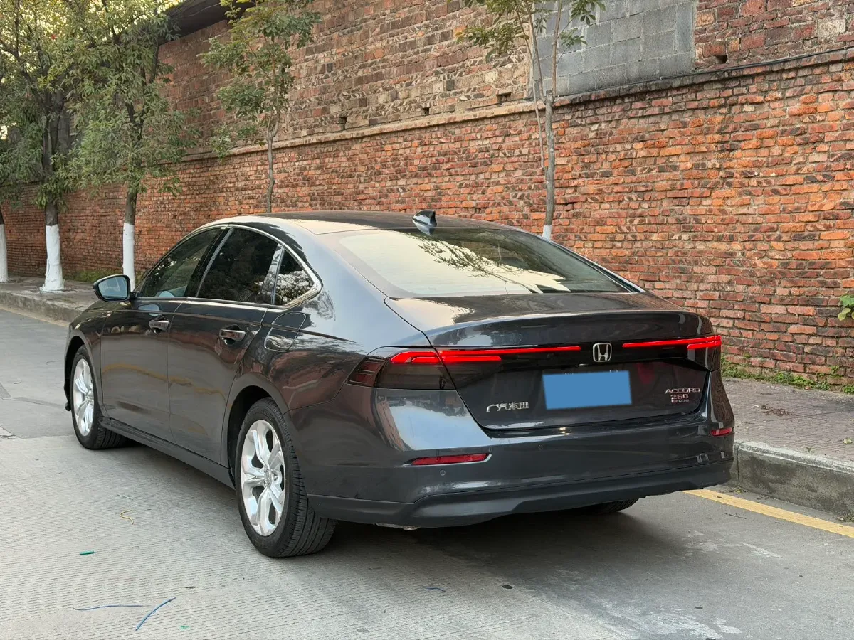2023 Honda Accord 1.5T 192HP L4 CVT,autocango,china used car exporter,china ev exporter,chinese used car exporter,chinese used ev exporter