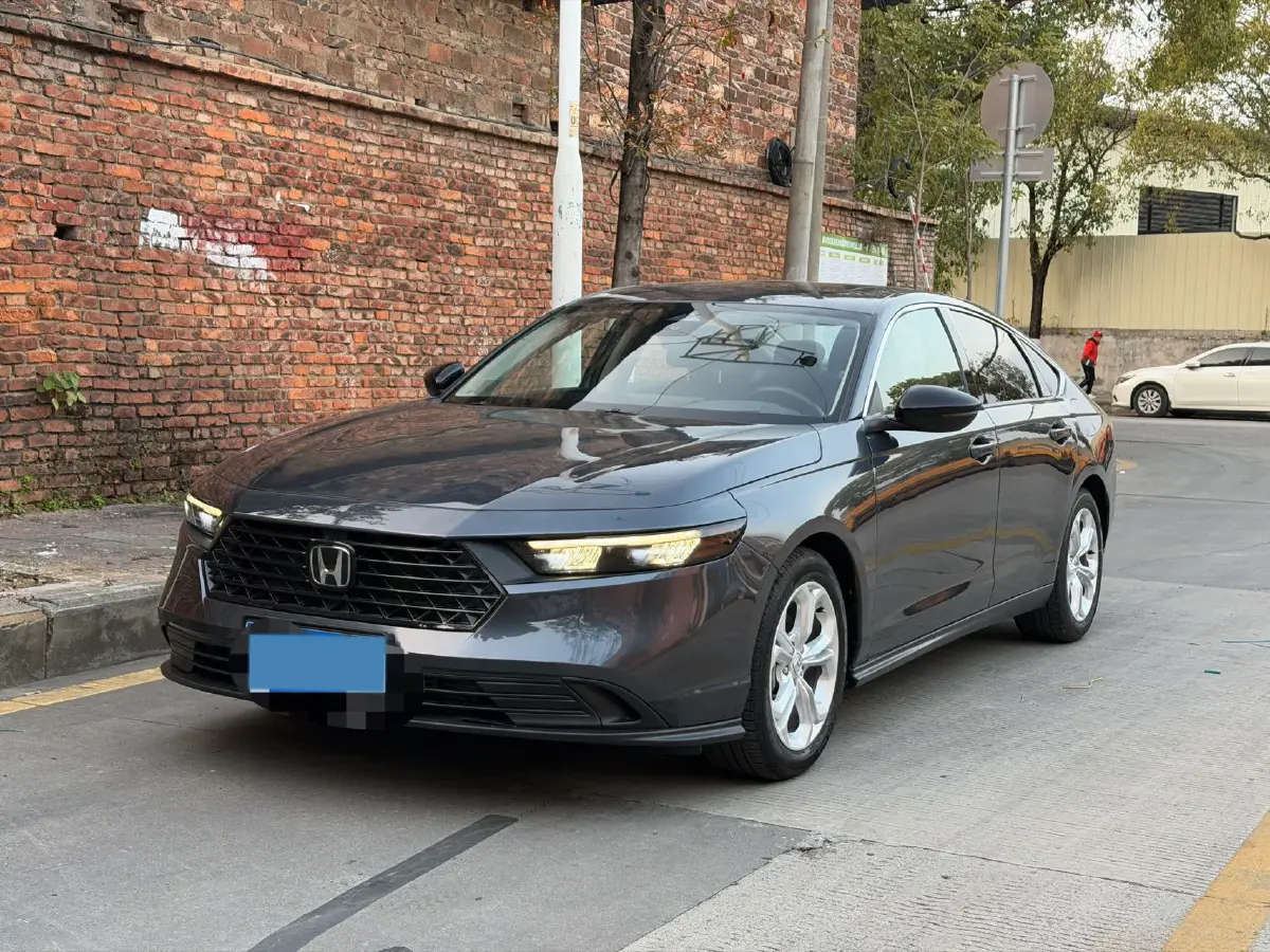 2023 Honda Accord 1.5T 192HP L4 CVT