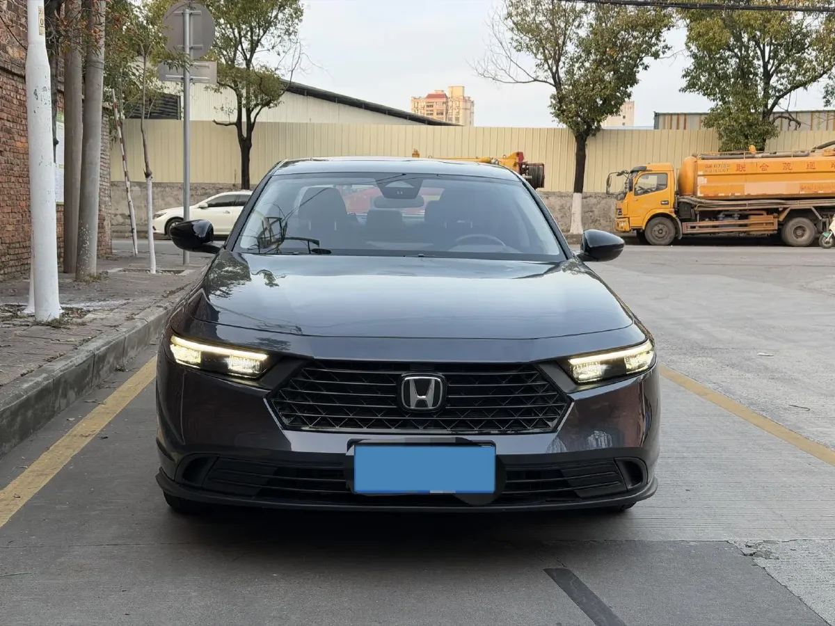 2023 Honda Accord 1.5T 192HP L4 CVT,autocango,china used car exporter,china ev exporter,chinese used car exporter,chinese used ev exporter
