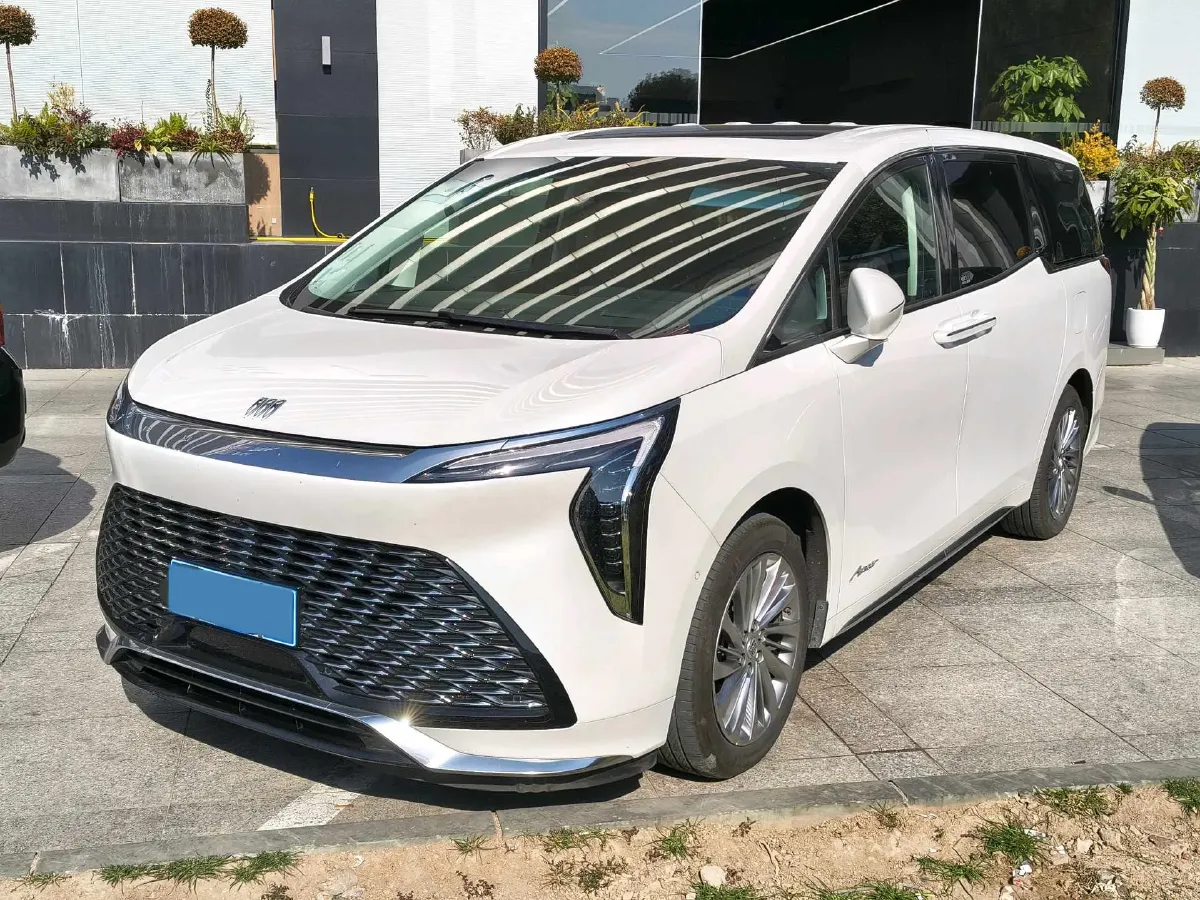 2023 Buick Century 2.0T 237HP L4 9AT,autocango,china used car exporter,china ev exporter,chinese used car exporter,chinese used ev exporter