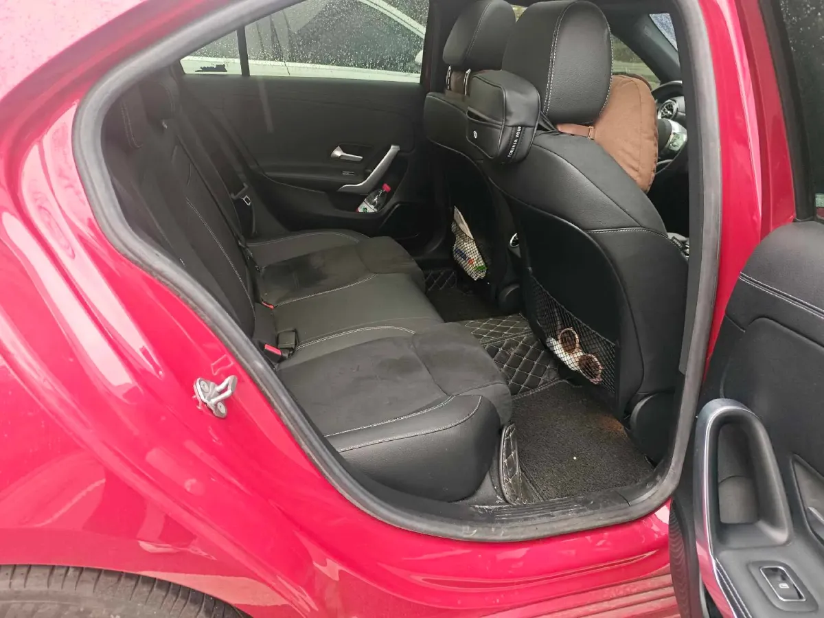 2021 Mercedes-Benz A Class 1.3T 163HP L4 7DCT,autocango,china used car exporter,china ev exporter,chinese used car exporter,chinese used ev exporter