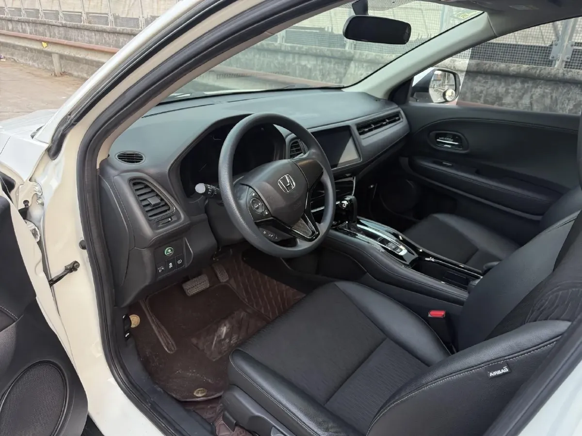 2020 Honda Vezel 1.5T 177HP L4 CVT,autocango,china used car exporter,china ev exporter,chinese used car exporter,chinese used ev exporter