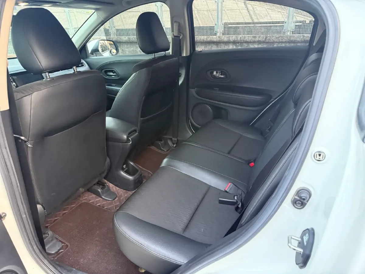 2020 Honda Vezel 1.5T 177HP L4 CVT,autocango,china used car exporter,china ev exporter,chinese used car exporter,chinese used ev exporter