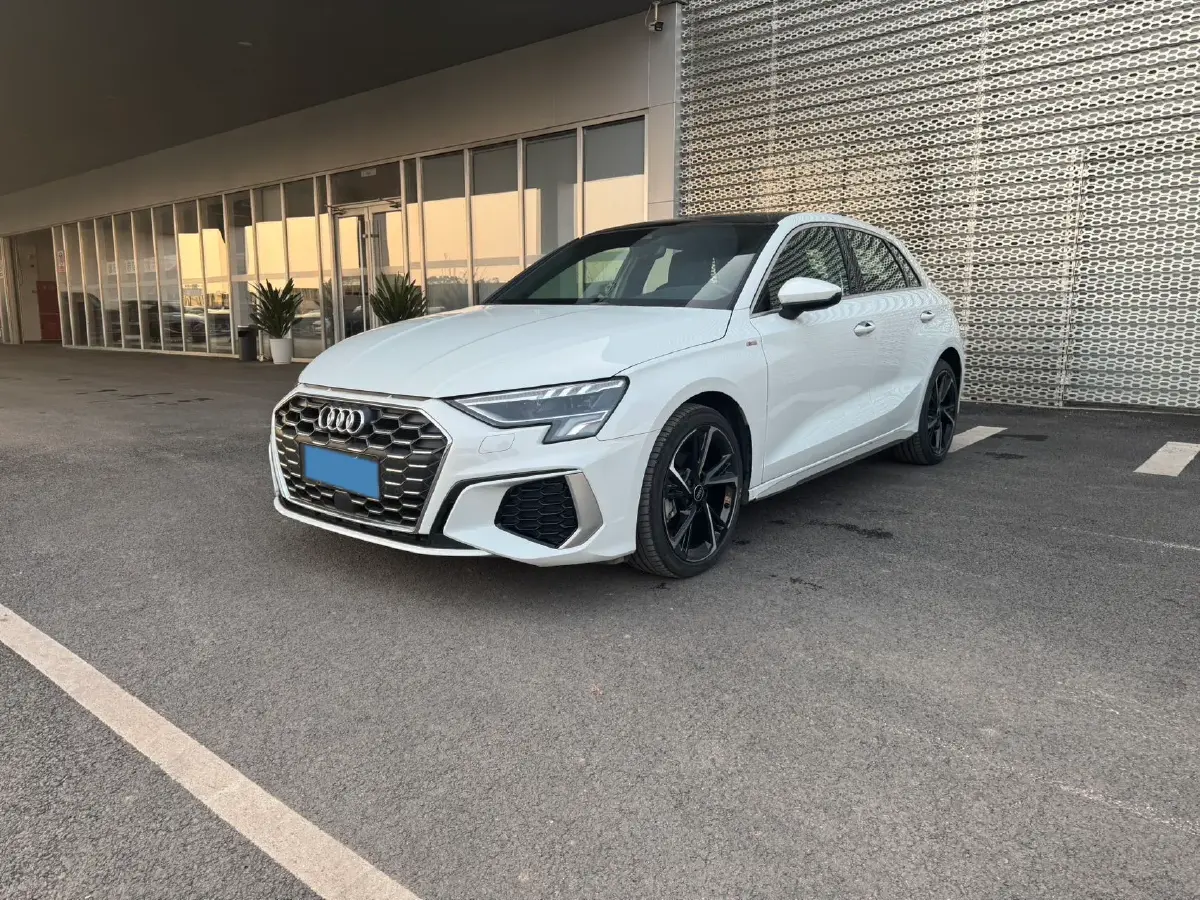 2023 Audi A3 1.4T 150HP L4 7DCT