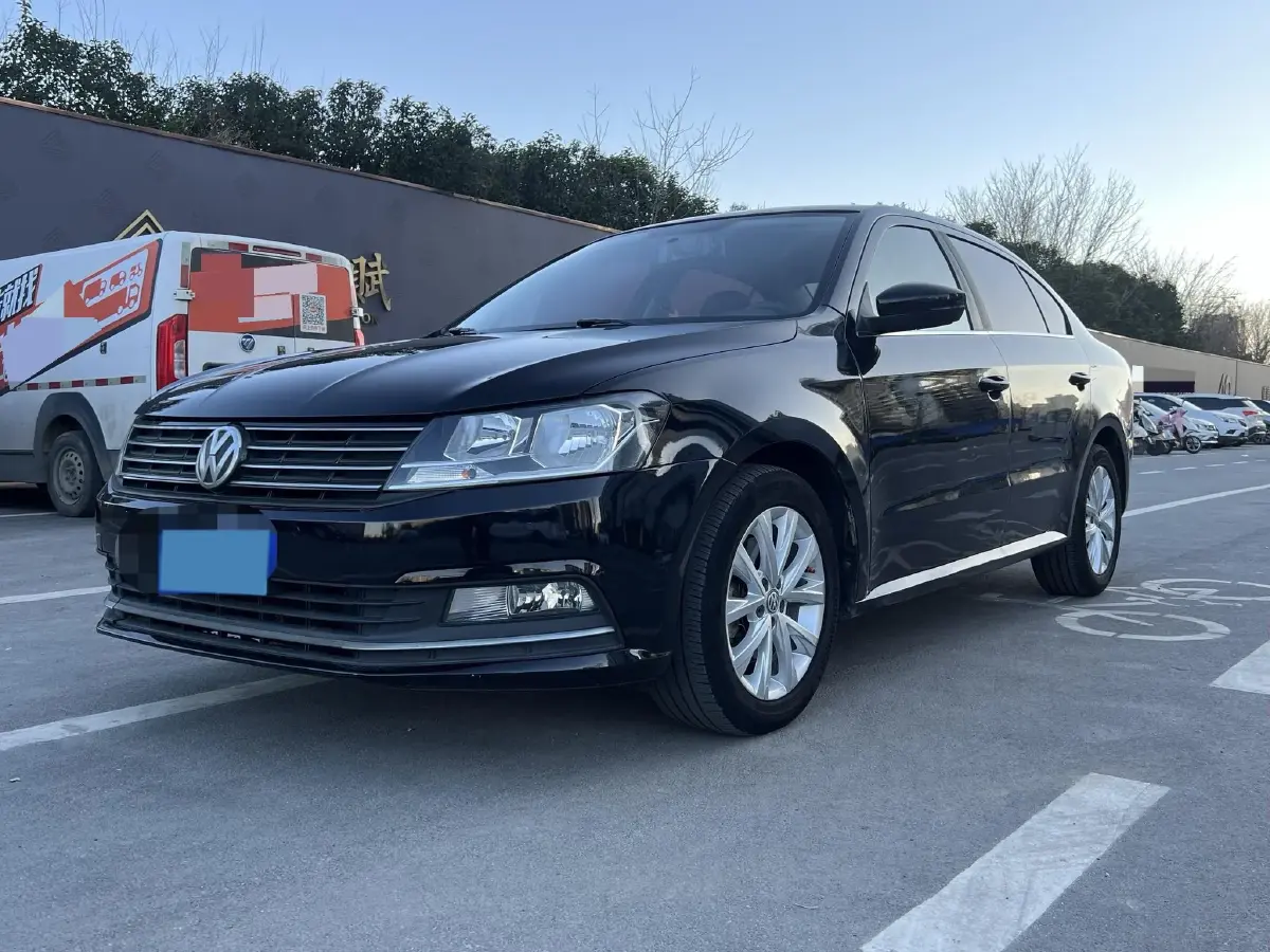 2017 Volkswagen Lavida 1.4T 131HP L4 7DCT