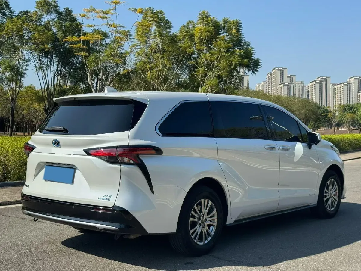 2021 Toyota Sienna 2.5L 192HP L4 E-CVT Hybrid,autocango,china used car exporter,china ev exporter,chinese used car exporter,chinese used ev exporter