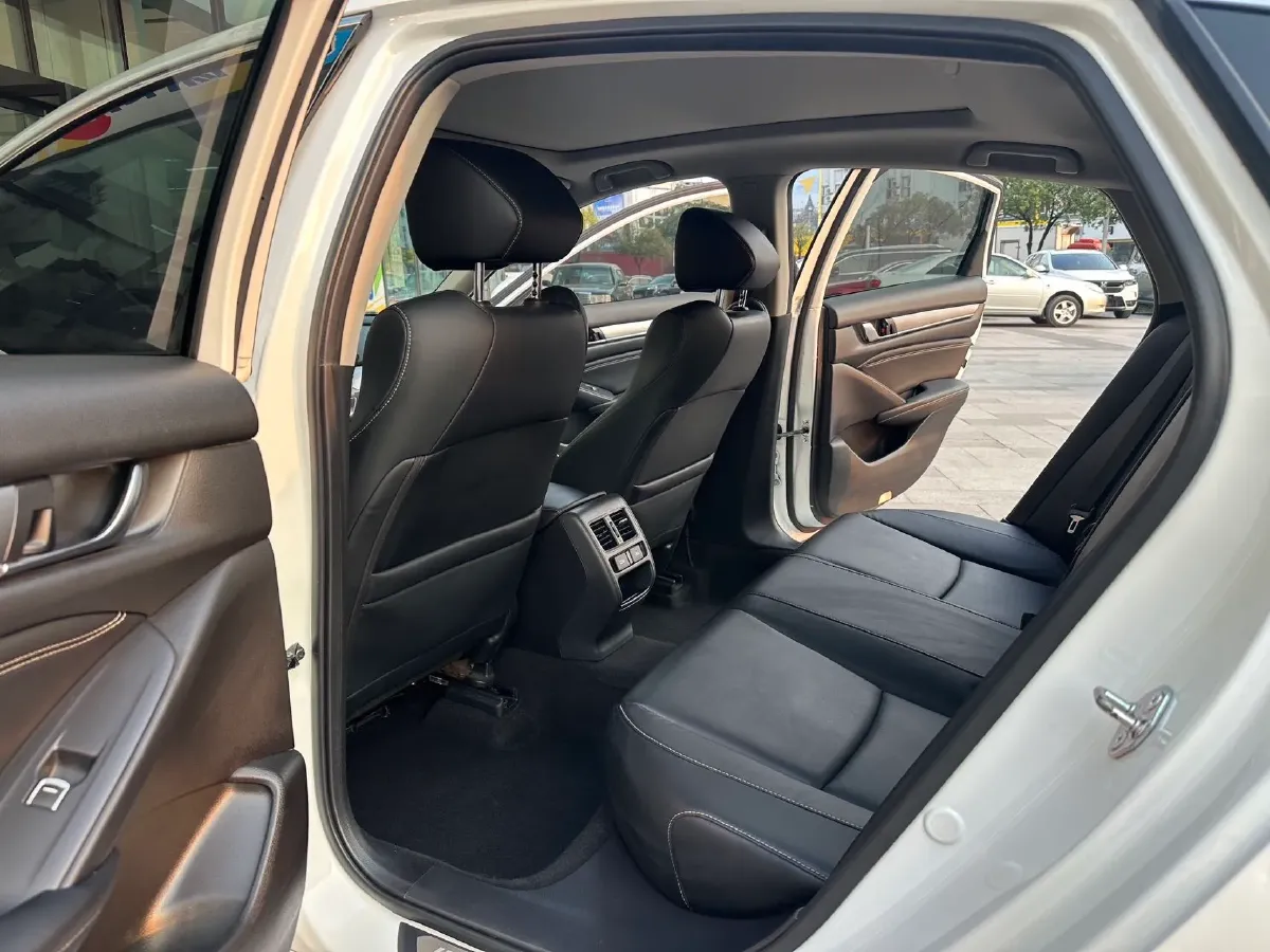 2019 Honda Inspire 1.5T 194HP L4 CVT,autocango,china used car exporter,china ev exporter,chinese used car exporter,chinese used ev exporter