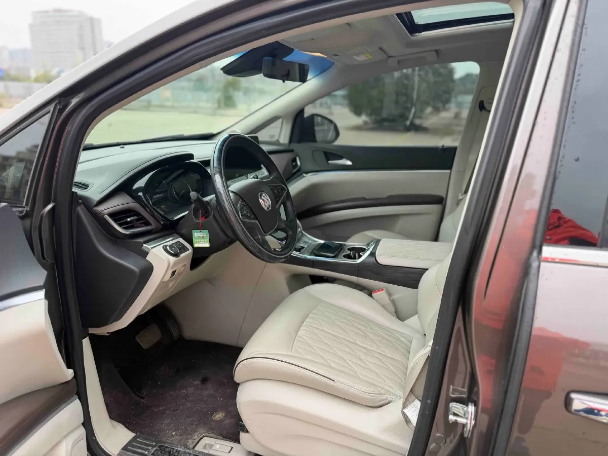 2021 Buick GL8 2.0T 237HP L4 9AT,autocango,china used car exporter,china ev exporter,chinese used car exporter,chinese used ev exporter