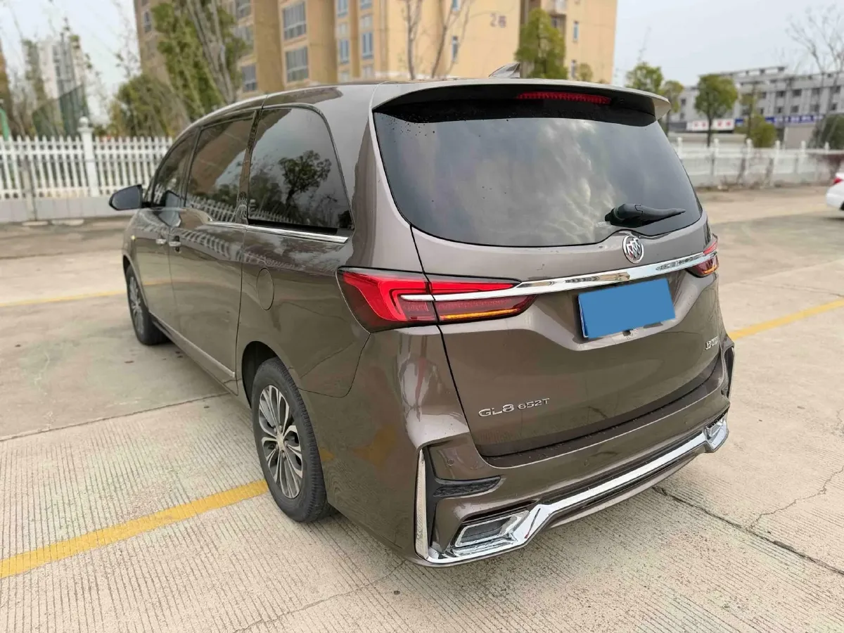 2021 Buick GL8 2.0T 237HP L4 9AT,autocango,china used car exporter,china ev exporter,chinese used car exporter,chinese used ev exporter