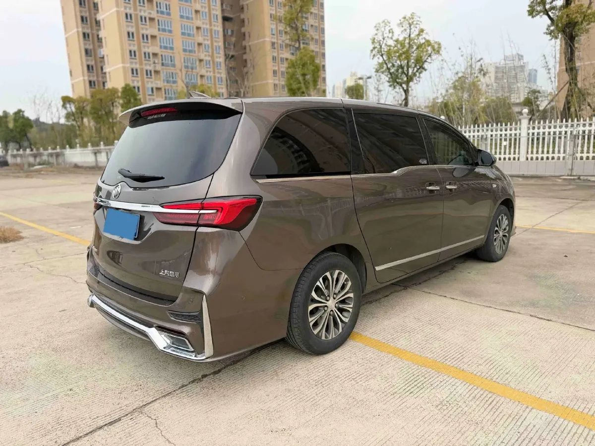 2021 Buick GL8 2.0T 237HP L4 9AT,autocango,china used car exporter,china ev exporter,chinese used car exporter,chinese used ev exporter