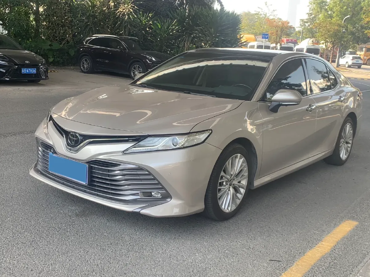 2018 Toyota Camry 2.5L 209HP L4 8AT,autocango,china used car exporter,china ev exporter,chinese used car exporter,chinese used ev exporter