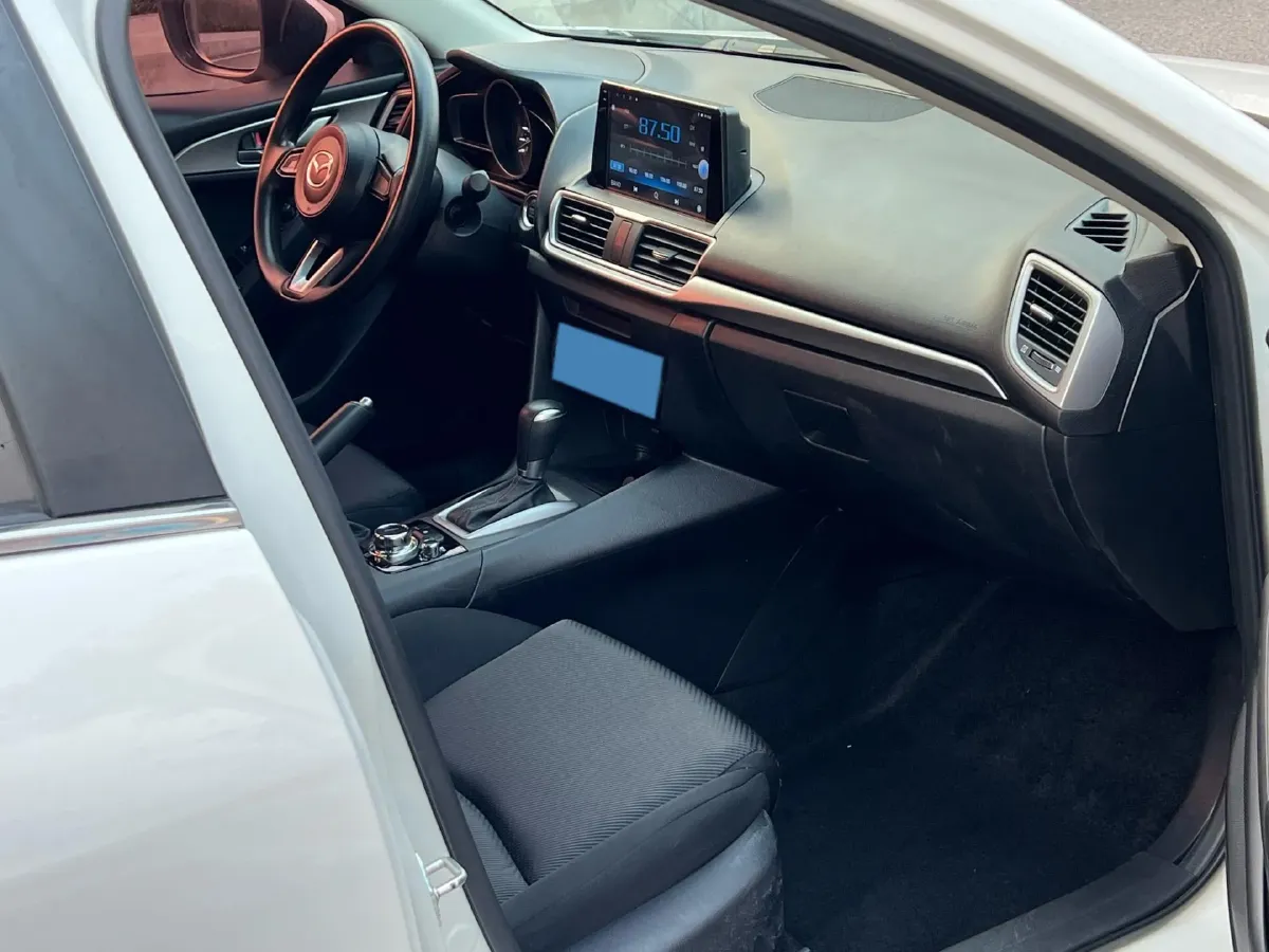 2017 Mazda 3 Axela 1.5L 117HP L4 6AT,autocango,china used car exporter,china ev exporter,chinese used car exporter,chinese used ev exporter