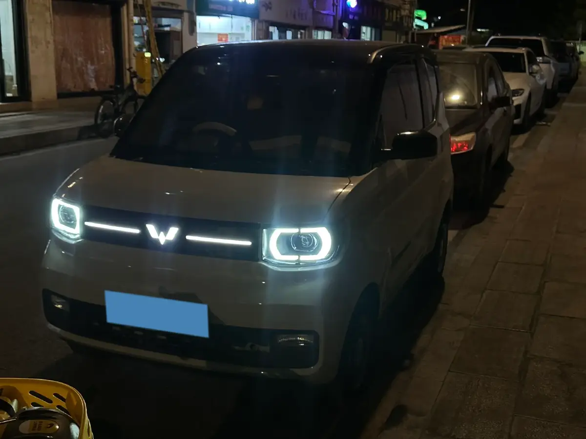 2022 WuLing HongGuang MINI EV BEV 13.8KWH