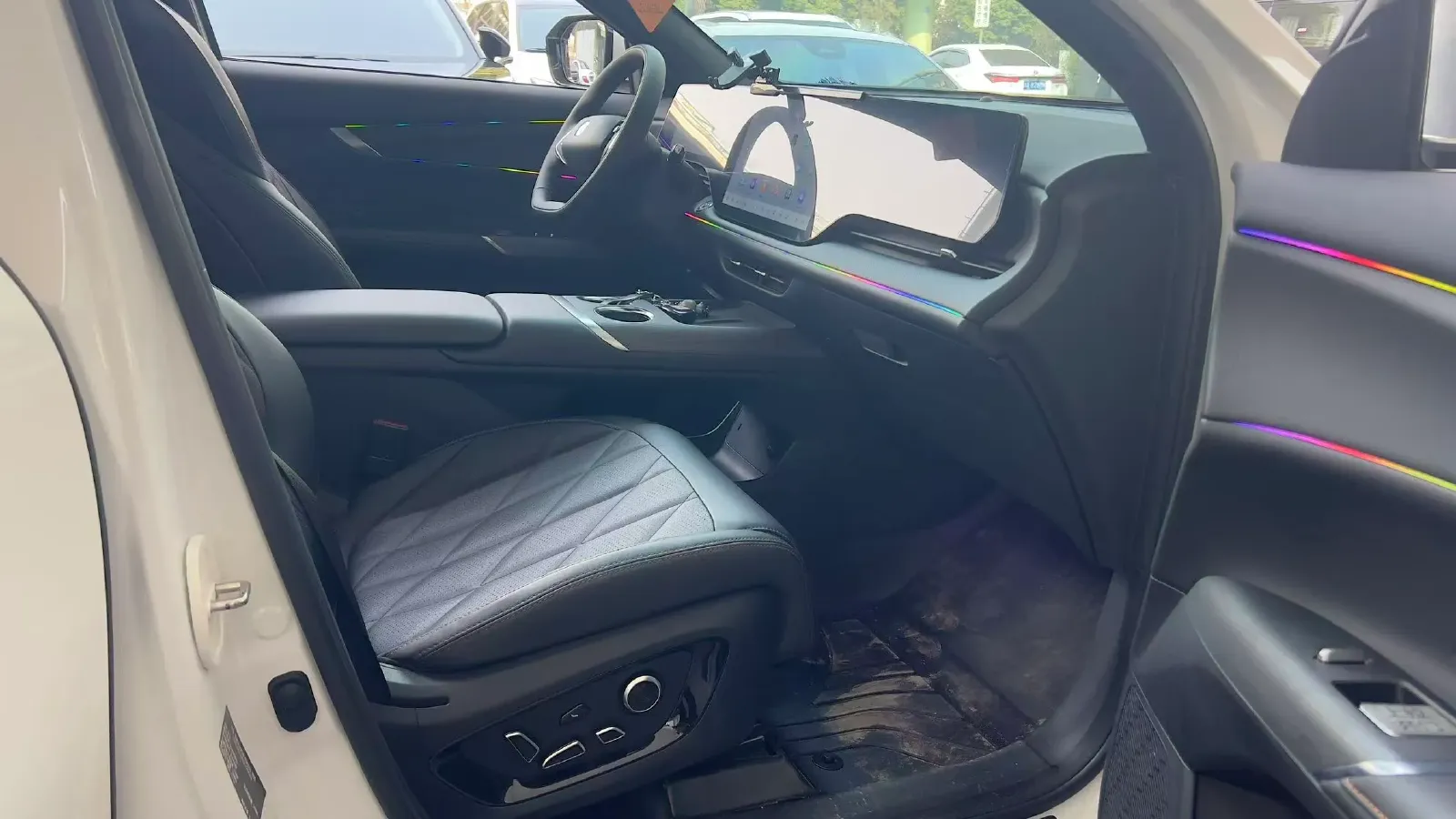 2025 ChangAn CS75 Plus 1.5T 192HP L4 8AT,autocango,china used car exporter,china ev exporter,chinese used car exporter,chinese used ev exporter