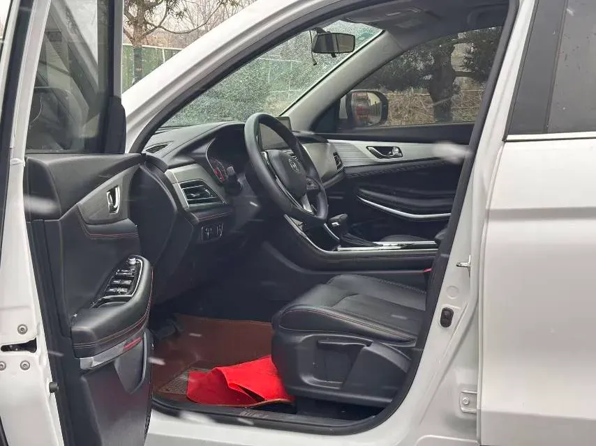 2020 ChangAn CS75 1.5T 178HP L4 7DCT,autocango,china used car exporter,china ev exporter,chinese used car exporter,chinese used ev exporter