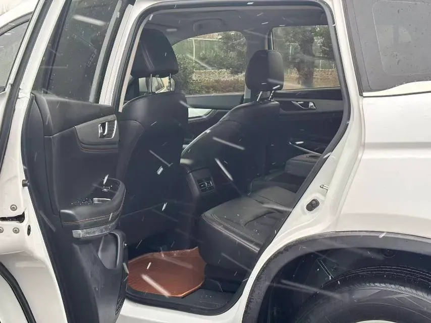 2020 ChangAn CS75 1.5T 178HP L4 7DCT,autocango,china used car exporter,china ev exporter,chinese used car exporter,chinese used ev exporter