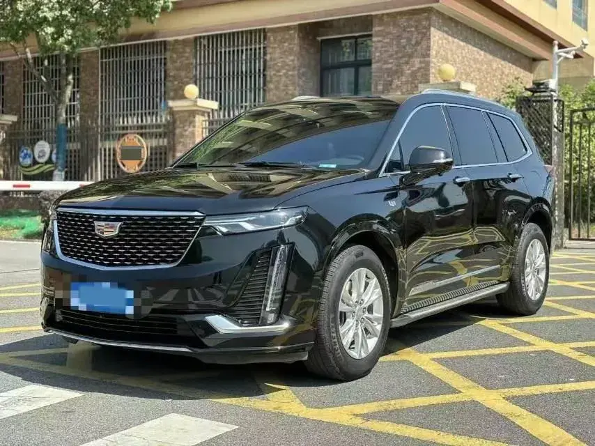 2022 Cadillac XT6 2.0T 237HP L4 9AT