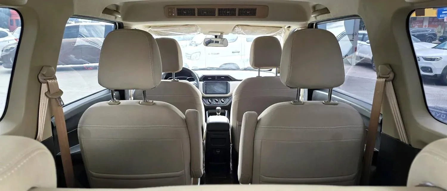 2021 Yema SiPaiKa 1.5L 109HP L4 5MT,autocango,china used car exporter,china ev exporter,chinese used car exporter,chinese used ev exporter