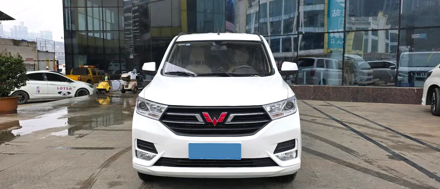 2021 Yema SiPaiKa 1.5L 109HP L4 5MT,autocango,china used car exporter,china ev exporter,chinese used car exporter,chinese used ev exporter