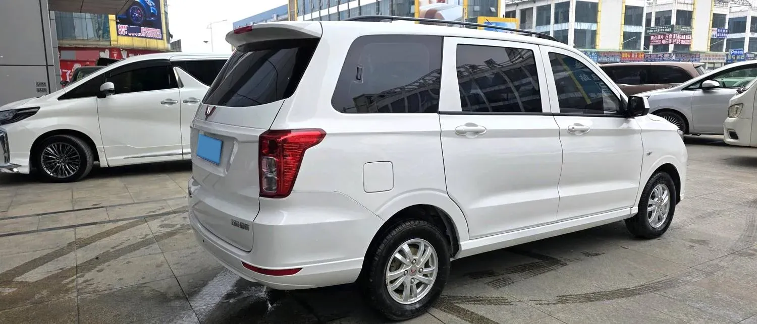 2021 Yema SiPaiKa 1.5L 109HP L4 5MT,autocango,china used car exporter,china ev exporter,chinese used car exporter,chinese used ev exporter