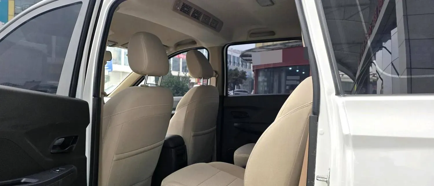 2021 Yema SiPaiKa 1.5L 109HP L4 5MT,autocango,china used car exporter,china ev exporter,chinese used car exporter,chinese used ev exporter