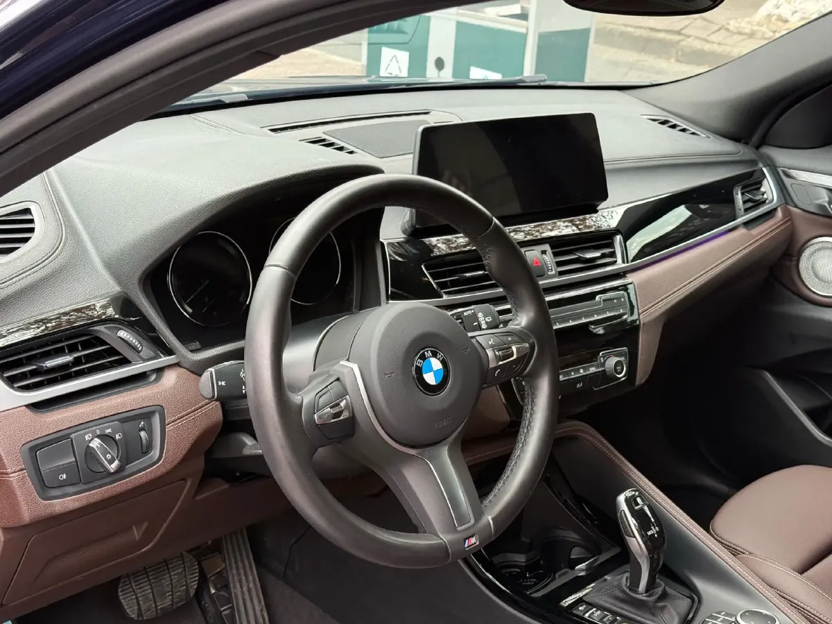 2021 BMW X2 2.0T 192HP L4 7DCT,autocango,china used car exporter,china ev exporter,chinese used car exporter,chinese used ev exporter