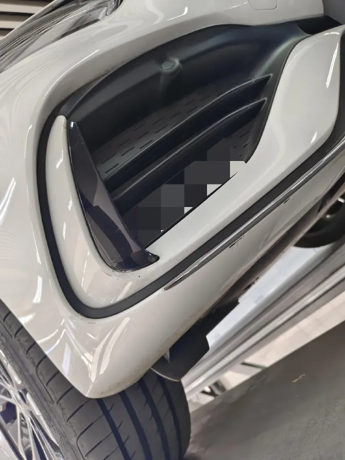 2025 Mercedes-Benz C Class 2.0T 204HP L4 9AT PHEV 25.4KWH,autocango,china used car exporter,china ev exporter,chinese used car exporter,chinese used ev exporter