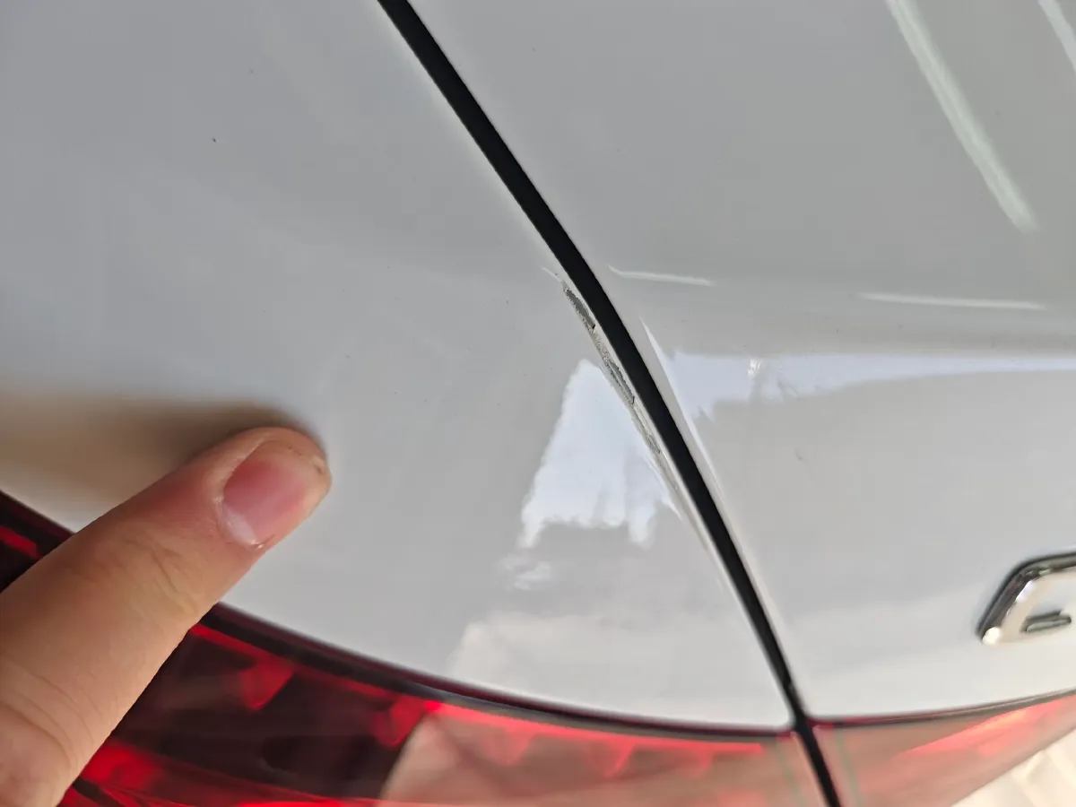 2025 Mercedes-Benz C Class 2.0T 204HP L4 9AT PHEV 25.4KWH,autocango,china used car exporter,china ev exporter,chinese used car exporter,chinese used ev exporter