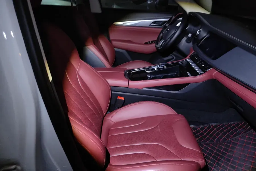 2021 ChangAn CS85 Coupe 1.5T 178HP L4 7DCT,autocango,china used car exporter,china ev exporter,chinese used car exporter,chinese used ev exporter