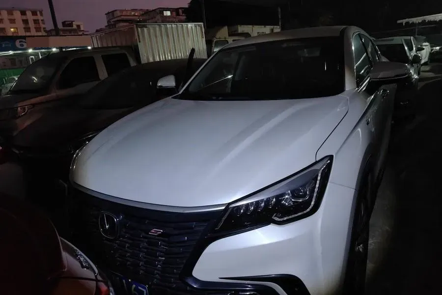 2021 ChangAn CS85 Coupe 1.5T 178HP L4 7DCT,autocango,china used car exporter,china ev exporter,chinese used car exporter,chinese used ev exporter