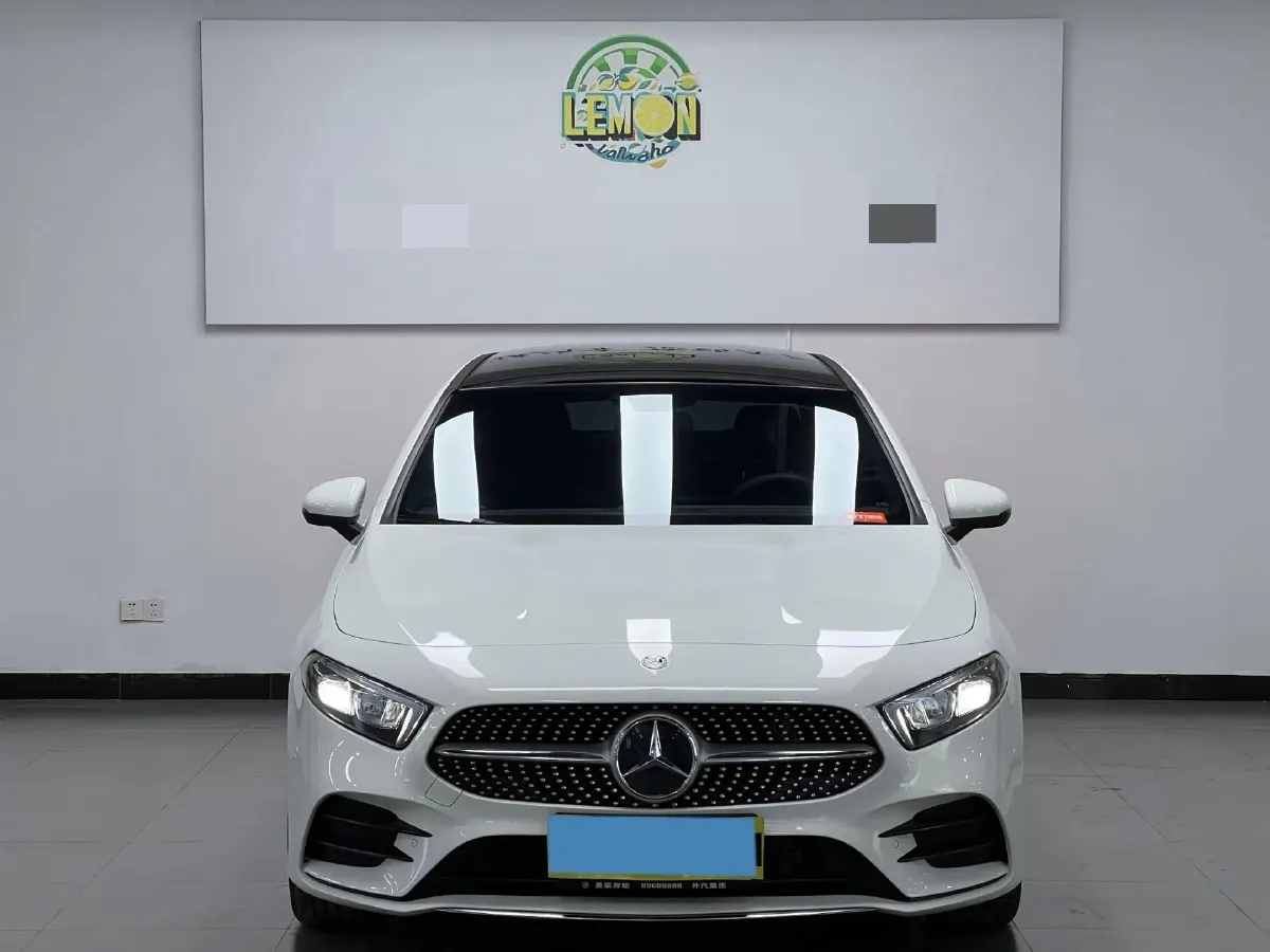 2022 Mercedes-Benz A Class 1.3T 163HP L4 7DCT,autocango,china used car exporter,china ev exporter,chinese used car exporter,chinese used ev exporter