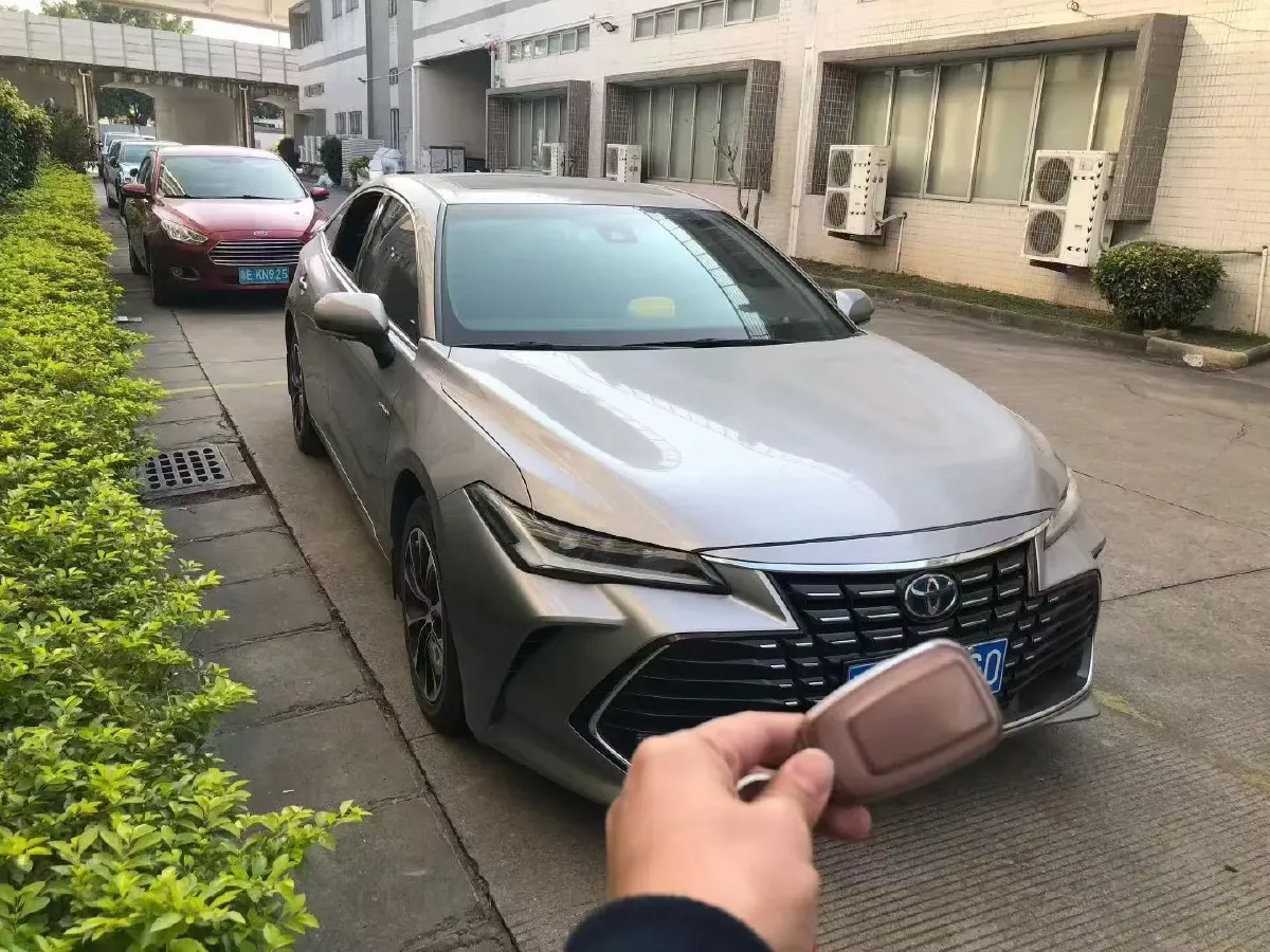 2022 Toyota Avalon 2.5L 178HP L4 E-CVT Hybrid,autocango,china used car exporter,china ev exporter,chinese used car exporter,chinese used ev exporter