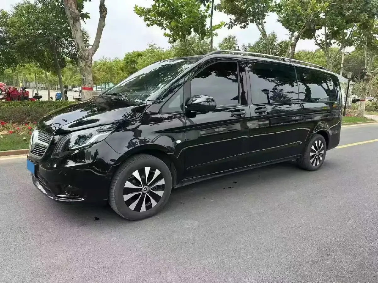 2023 Mercedes-Benz Vito 2.0T 211HP L4 9AT