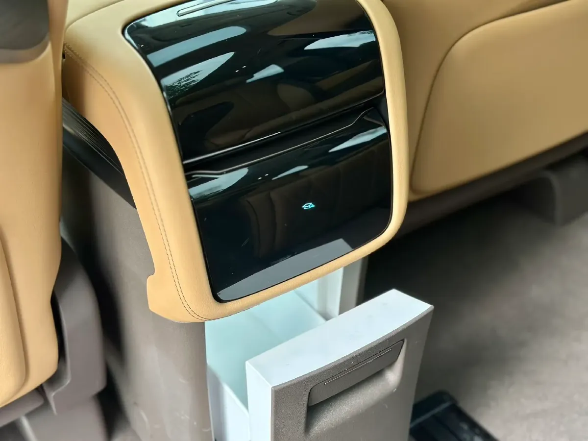 2022 Honda Odyssey 2.0L 146HP L4 E-CVT Hybrid,autocango,china used car exporter,china ev exporter,chinese used car exporter,chinese used ev exporter