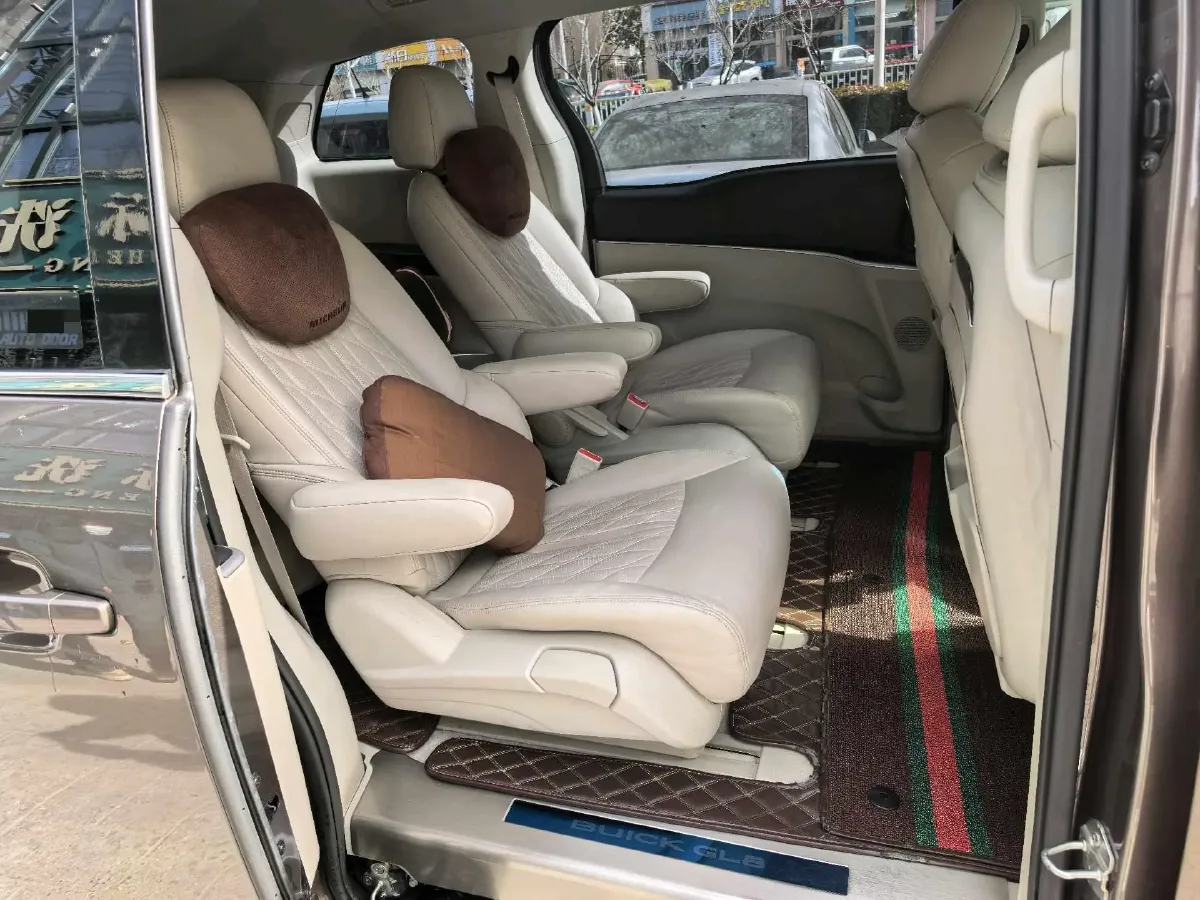 2021 Buick GL8 2.0T 237HP L4 9AT,autocango,china used car exporter,china ev exporter,chinese used car exporter,chinese used ev exporter