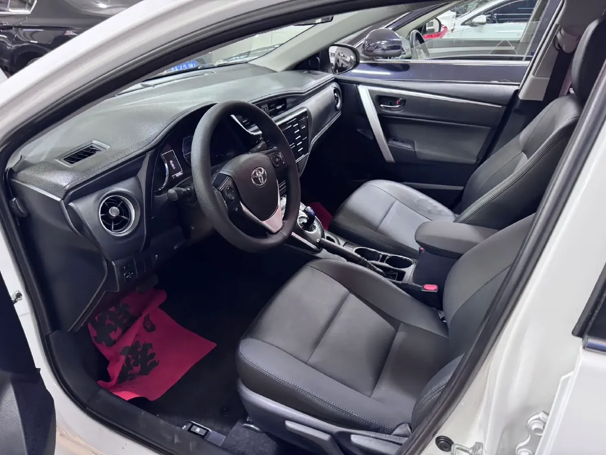 2017 Ford Focus 1.5T 181HP L4 6AT,autocango,china used car exporter,china ev exporter,chinese used car exporter,chinese used ev exporter