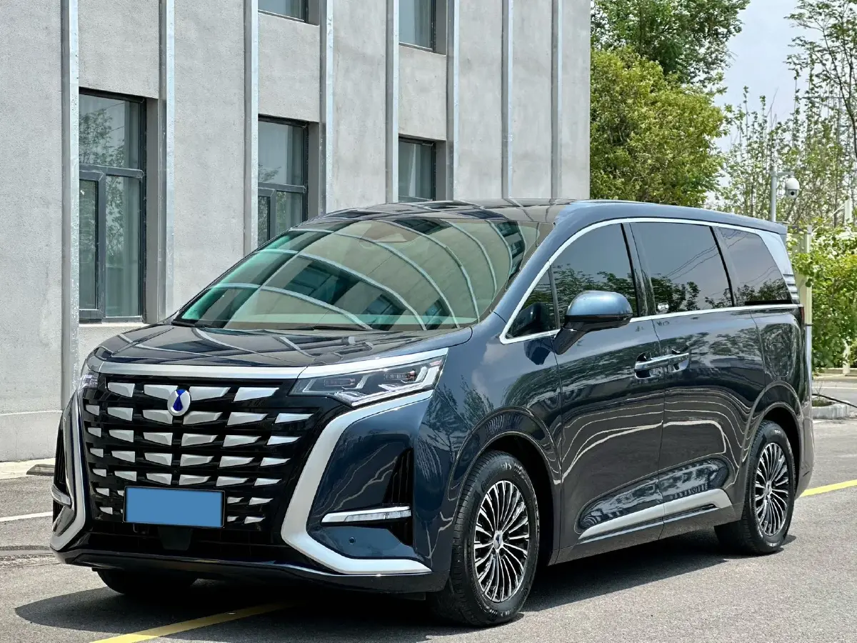 2022 Mercedes-Benz GLC Class 2.0T 197HP L4 9AT