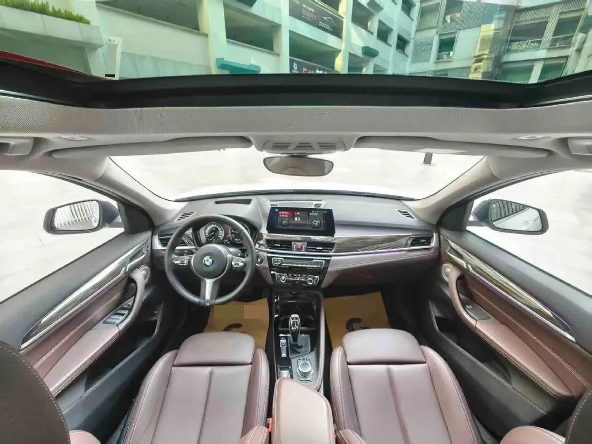 2022 BMW X1 2.0T 192HP L4 8AT,autocango,china used car exporter,china ev exporter,chinese used car exporter,chinese used ev exporter