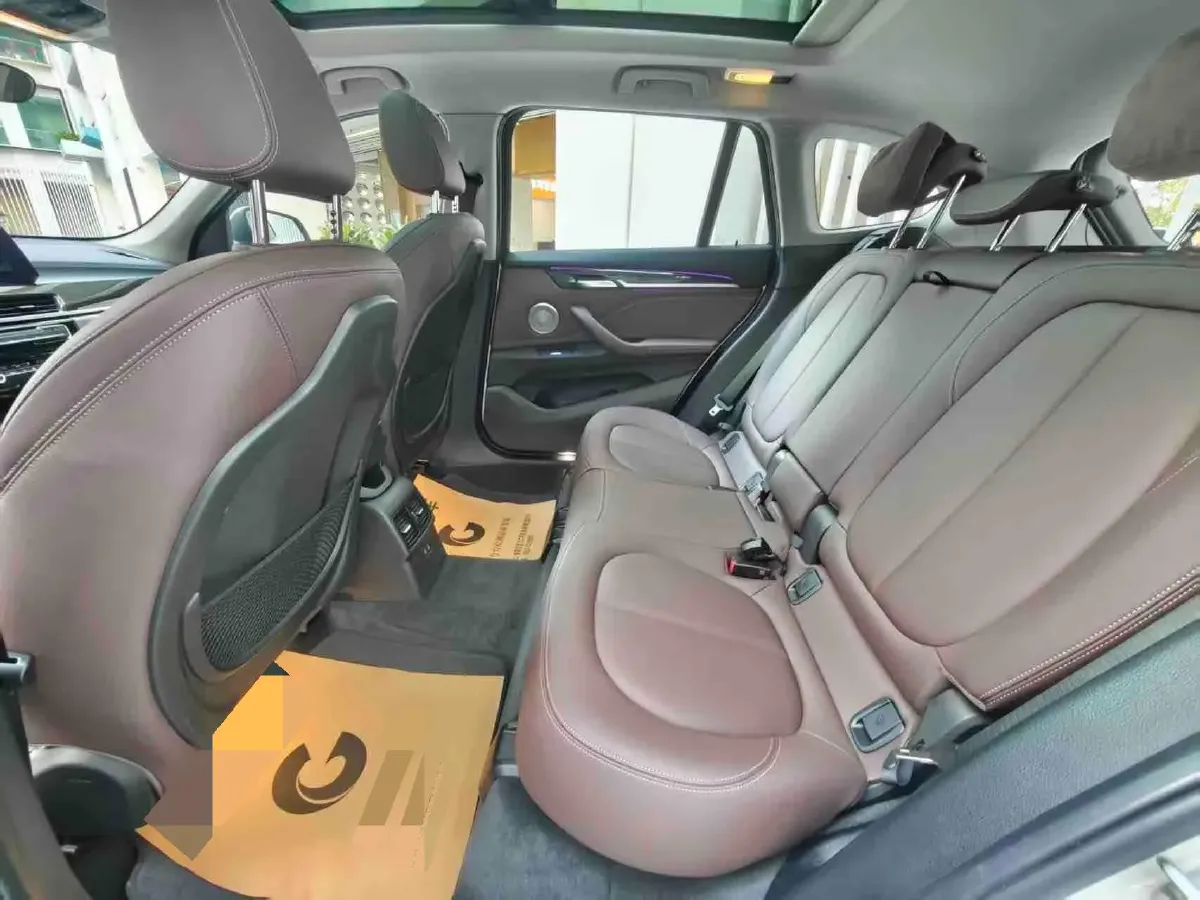 2022 BMW X1 2.0T 192HP L4 8AT,autocango,china used car exporter,china ev exporter,chinese used car exporter,chinese used ev exporter